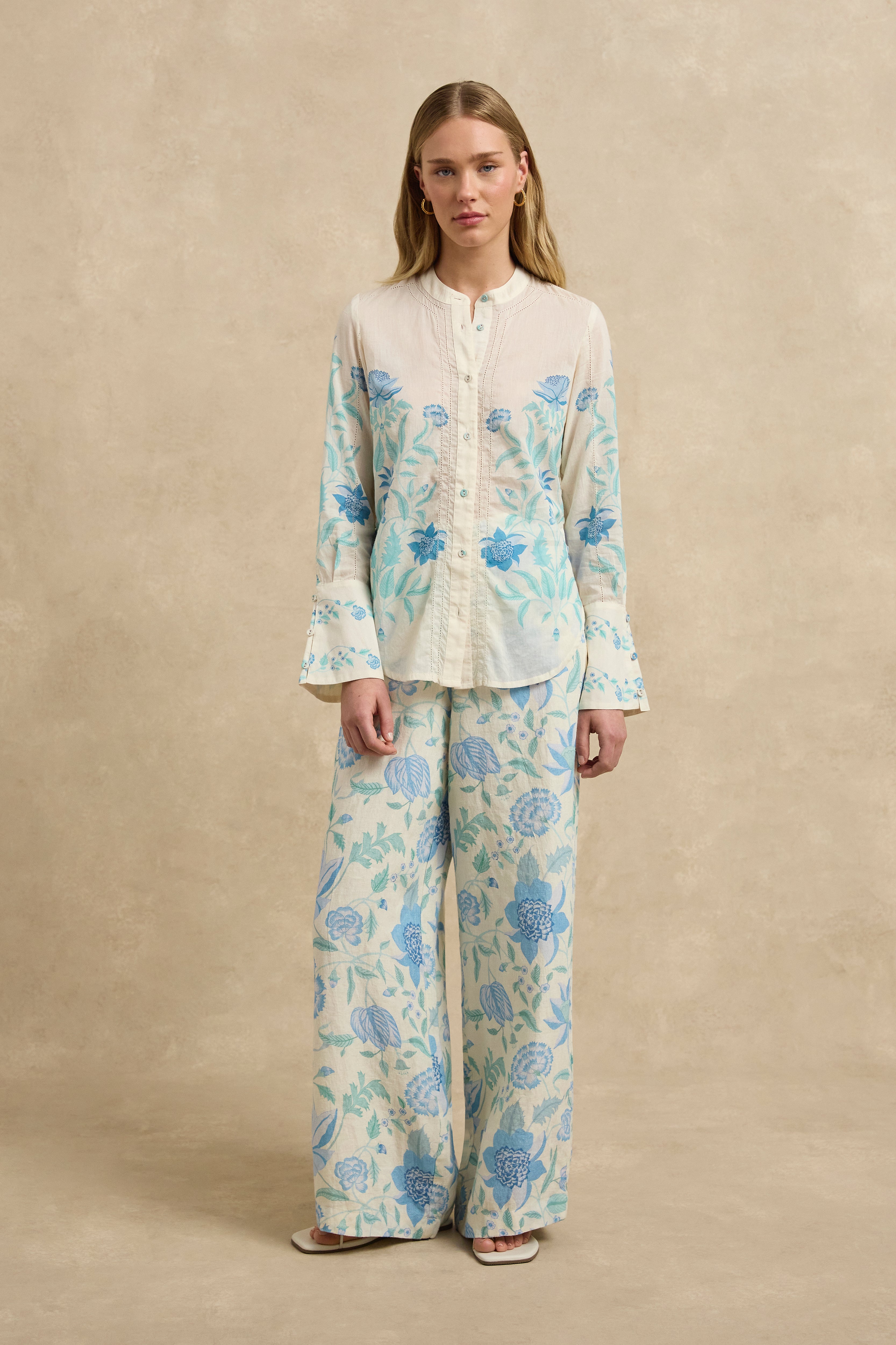 Chelsea Shirt - Shellflower Ivory