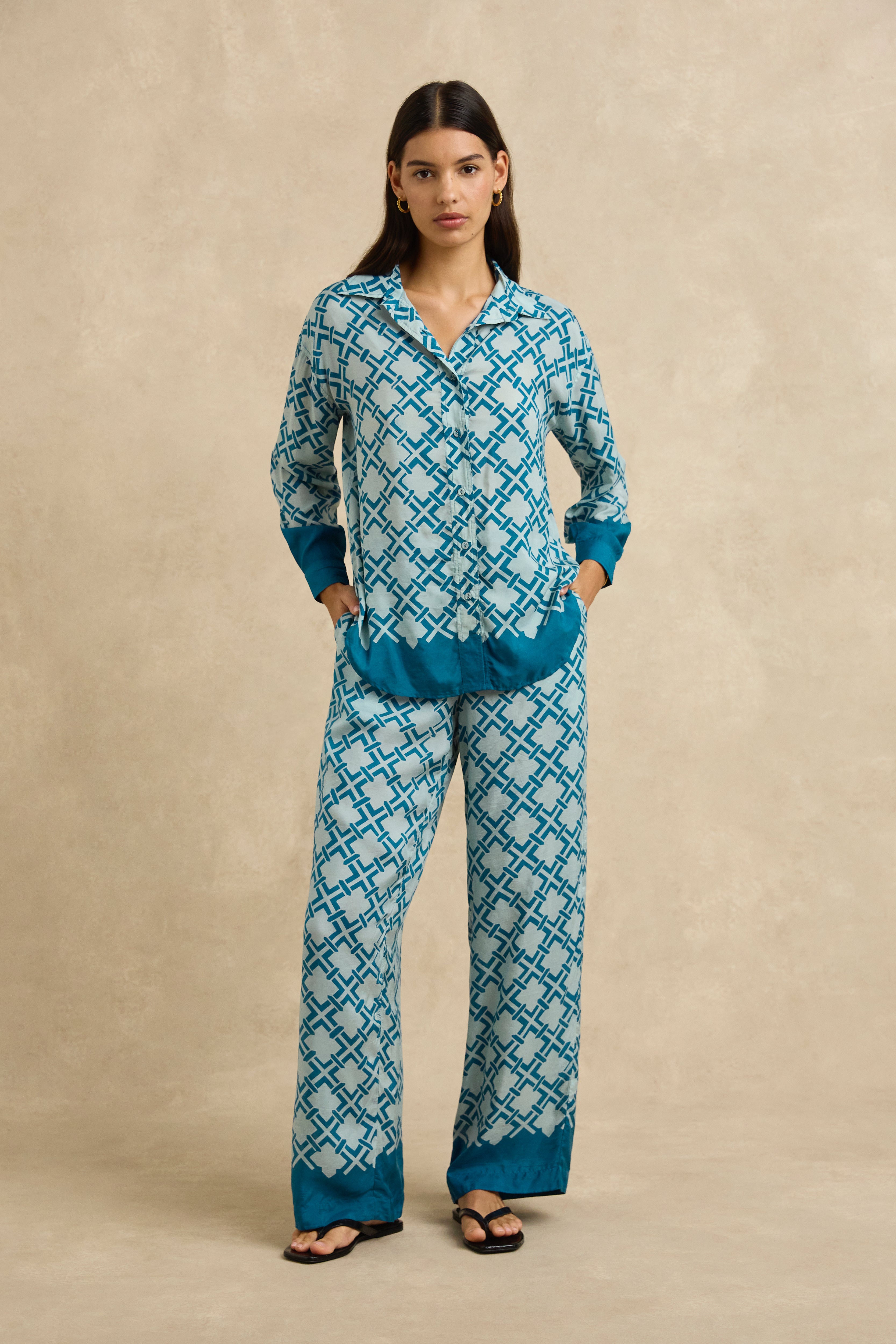 Azra Pant - Lattice Blue